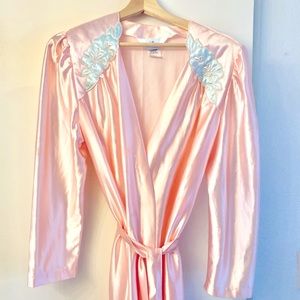 Vintage Pink Shiny Robe Size 16-18